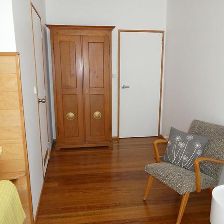 The Healthy Guesthouse Omapere Bagian luar foto