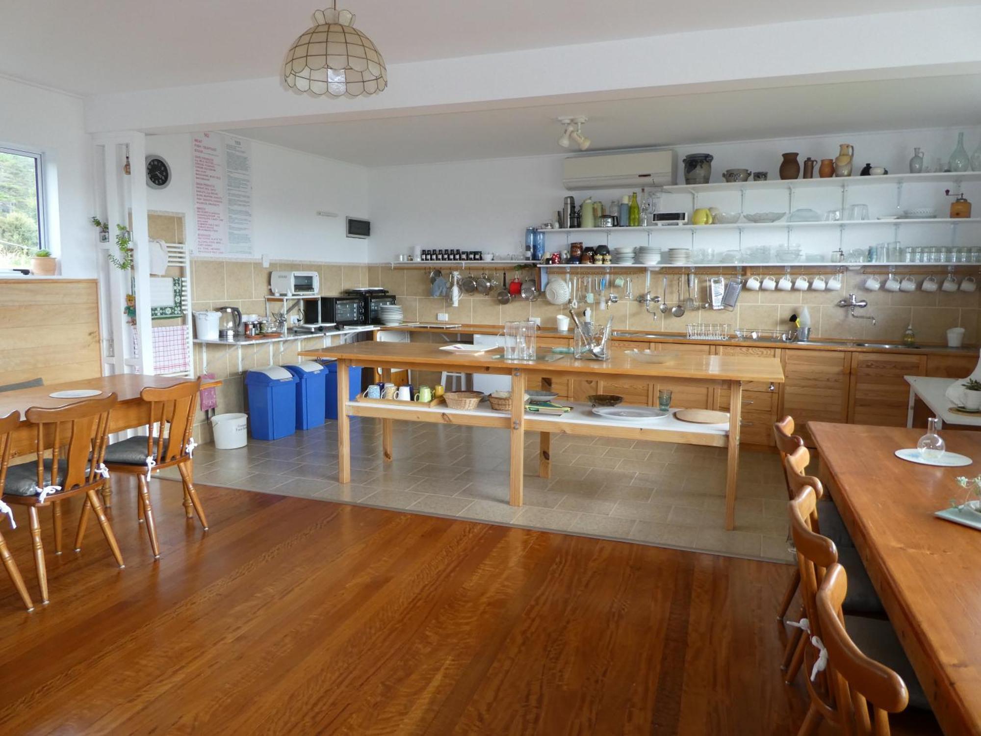 The Healthy Guesthouse Omapere Bagian luar foto