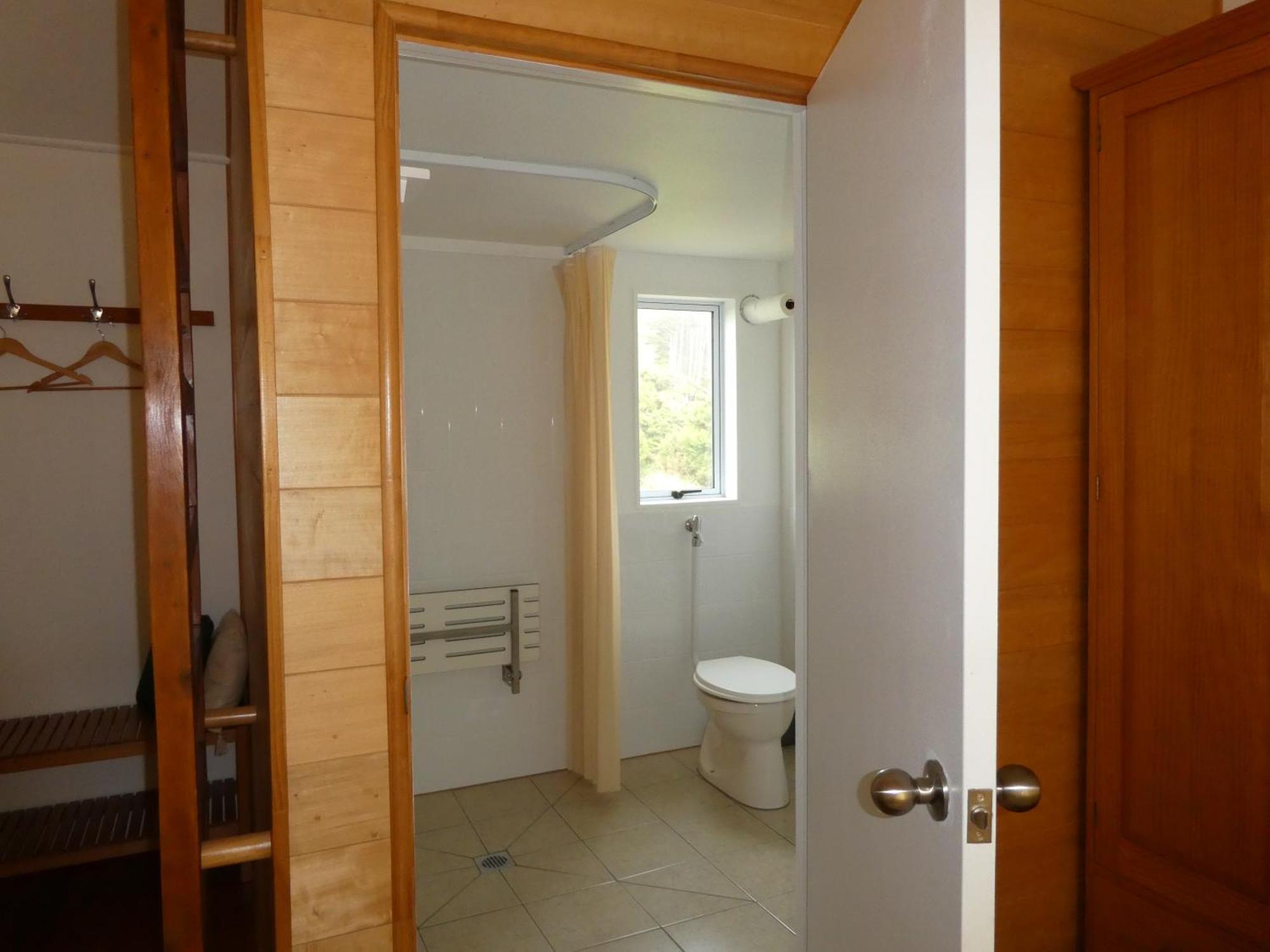The Healthy Guesthouse Omapere Bagian luar foto